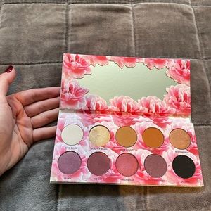 Laura Lee Los Angeles - cats pijamas palette